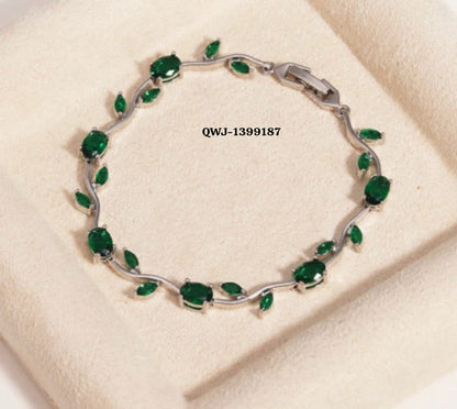Tulip Bracelet – Premium Quality Stainless Steel Elegant Bracelet for Women